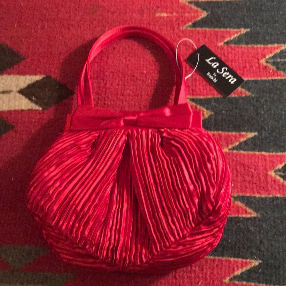 NWT La Sera by Franchi Red Evening Bag w/ Bow